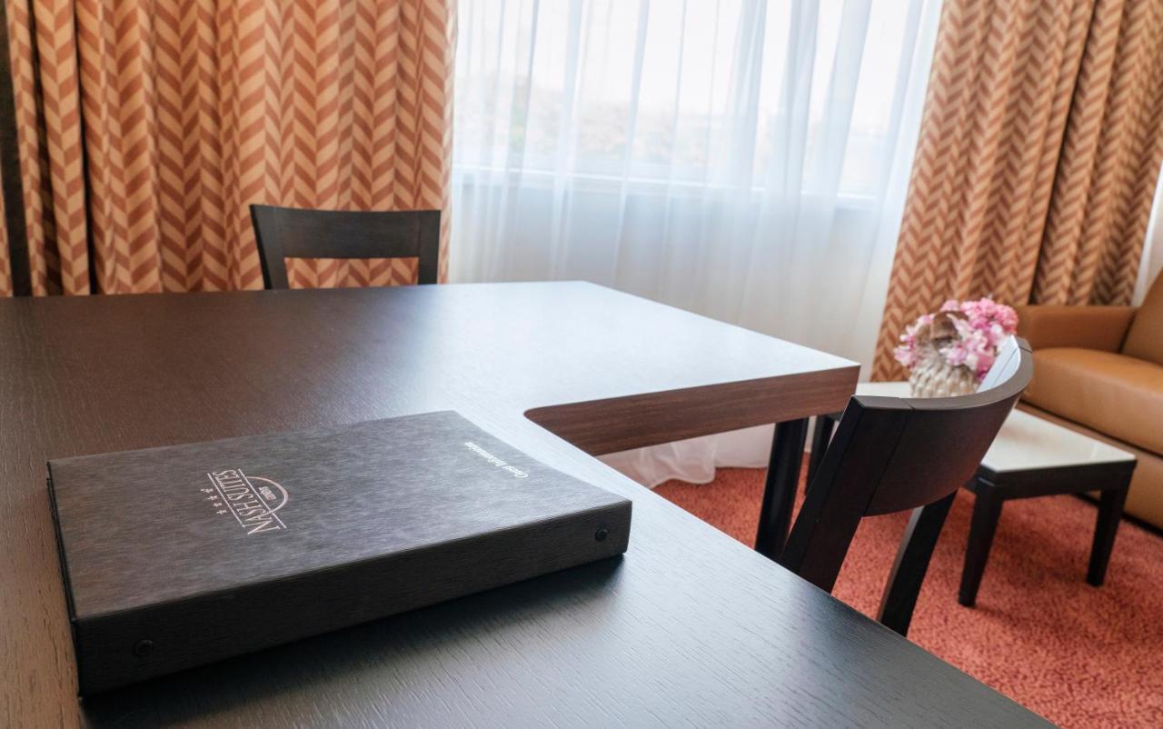 Nash Suites Airport Hotel Le Grand Saconnex Экстерьер фото