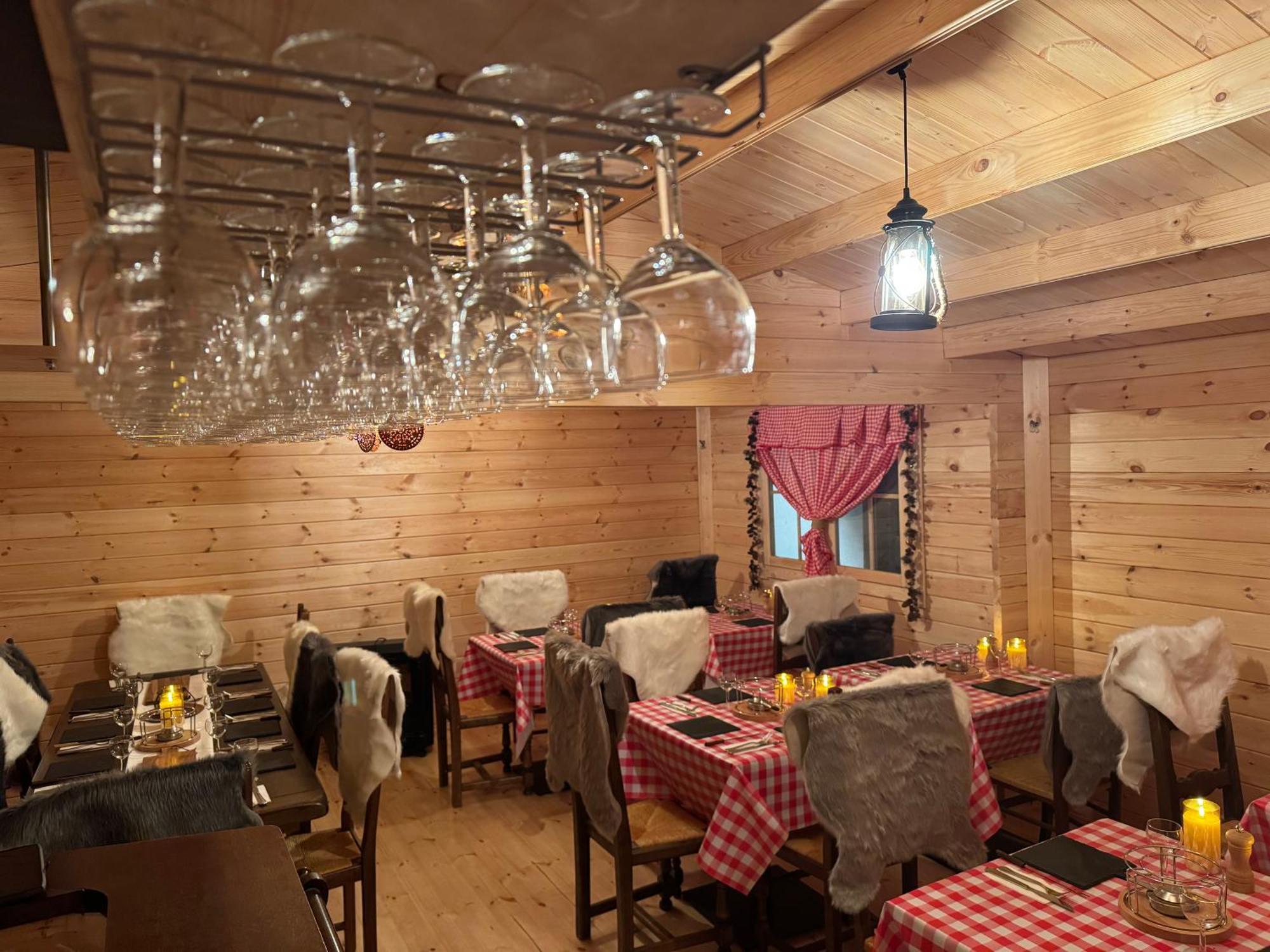Nash Suites Airport Hotel Le Grand Saconnex Экстерьер фото