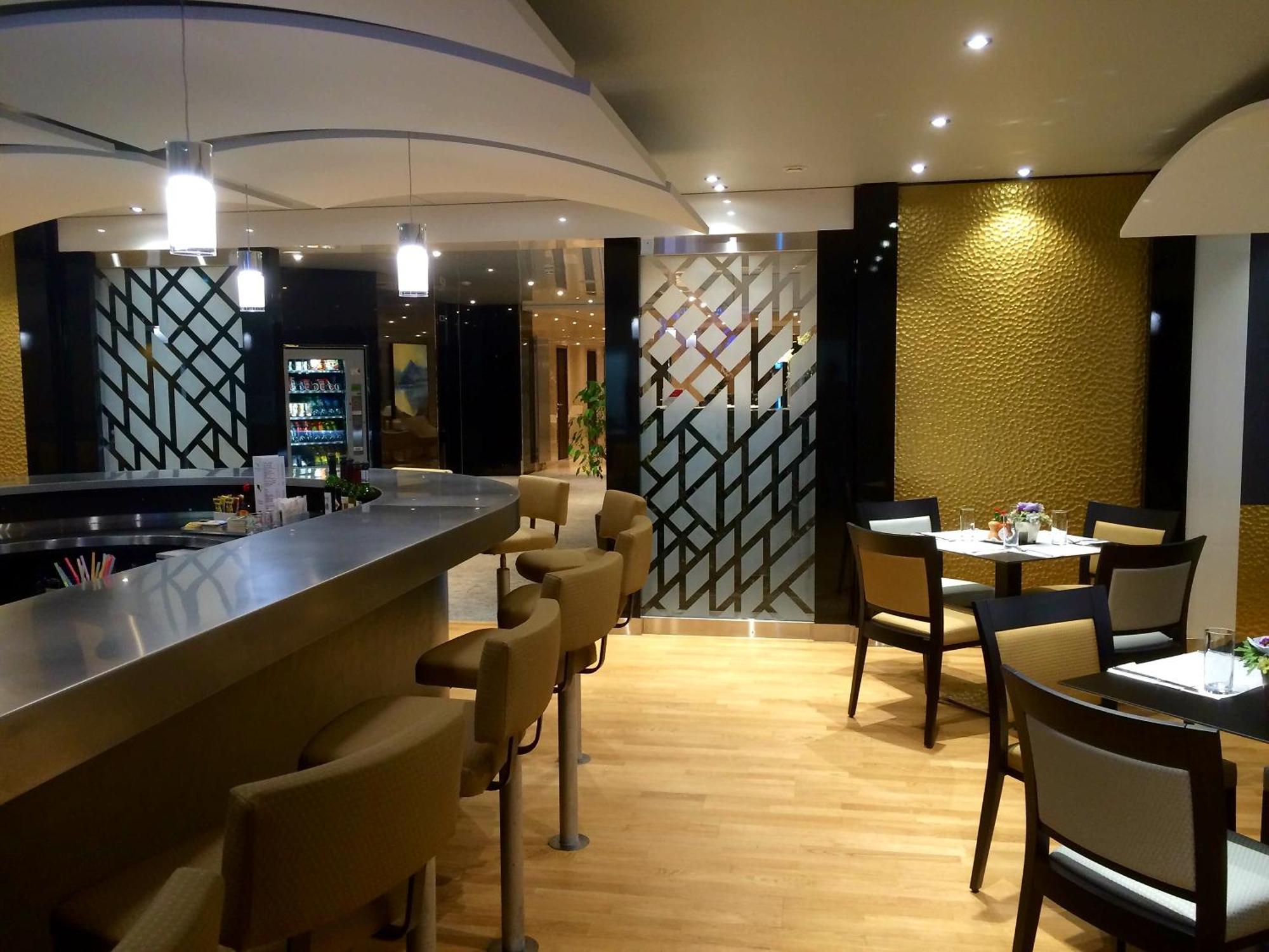 Nash Suites Airport Hotel Le Grand Saconnex Экстерьер фото